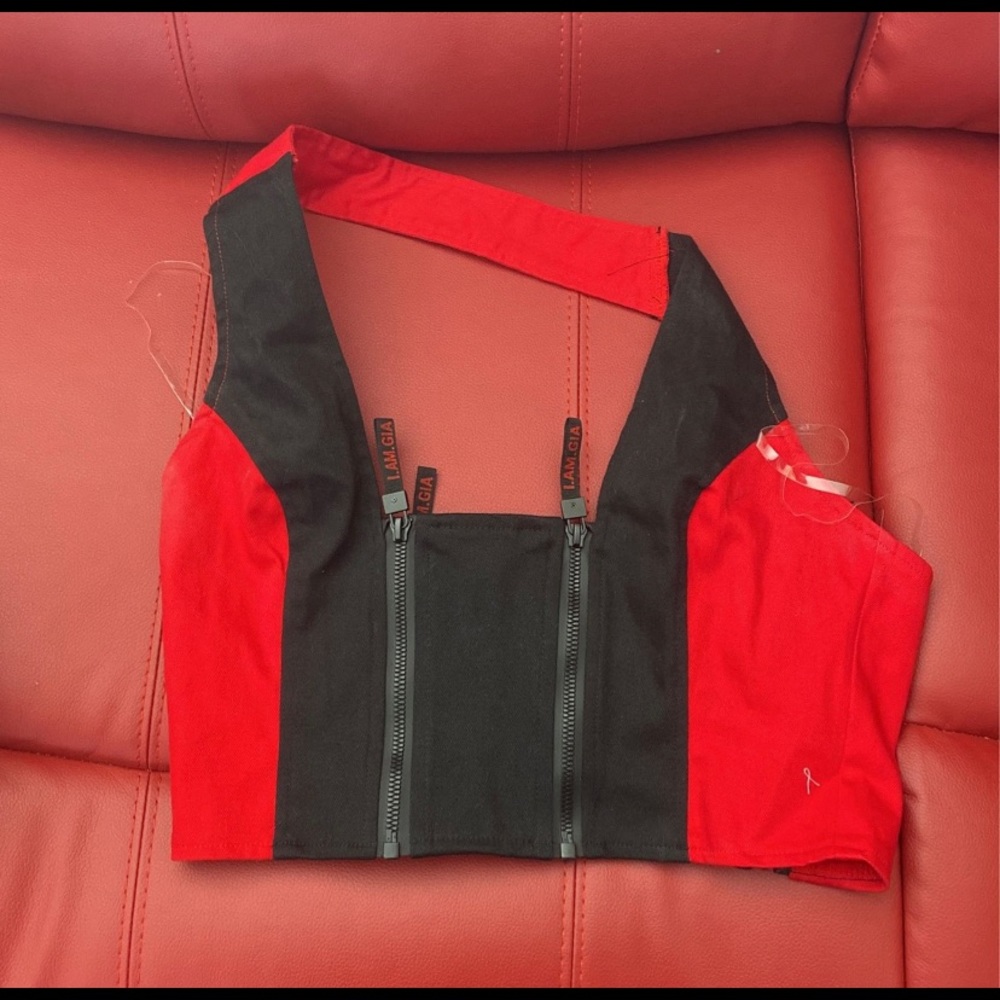BRAND NEW I.AM.GIA outfit.